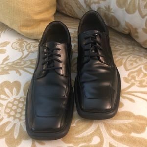 NWOT Kenneth Cole Reaction Leather Dress Shoes